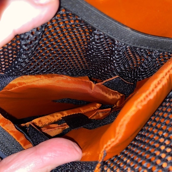 Tamrac DSLR Camera Sling Backpack - Picture 6 of 11